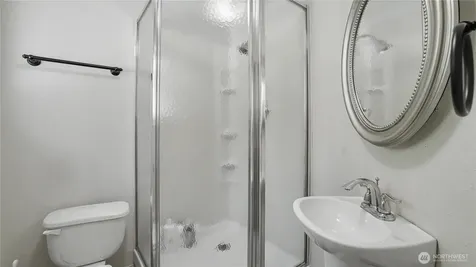 6572 123rd Avenue SE Bellevue WA 98006
