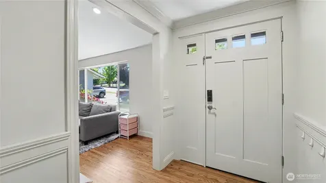 6572 123rd Avenue SE Bellevue WA 98006