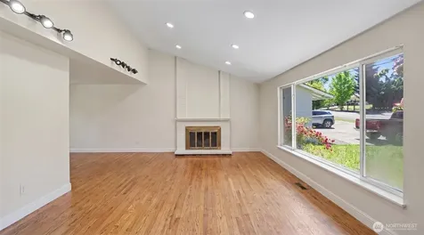6572 123rd Avenue SE Bellevue WA 98006