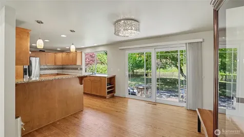 6572 123rd Avenue SE Bellevue WA 98006