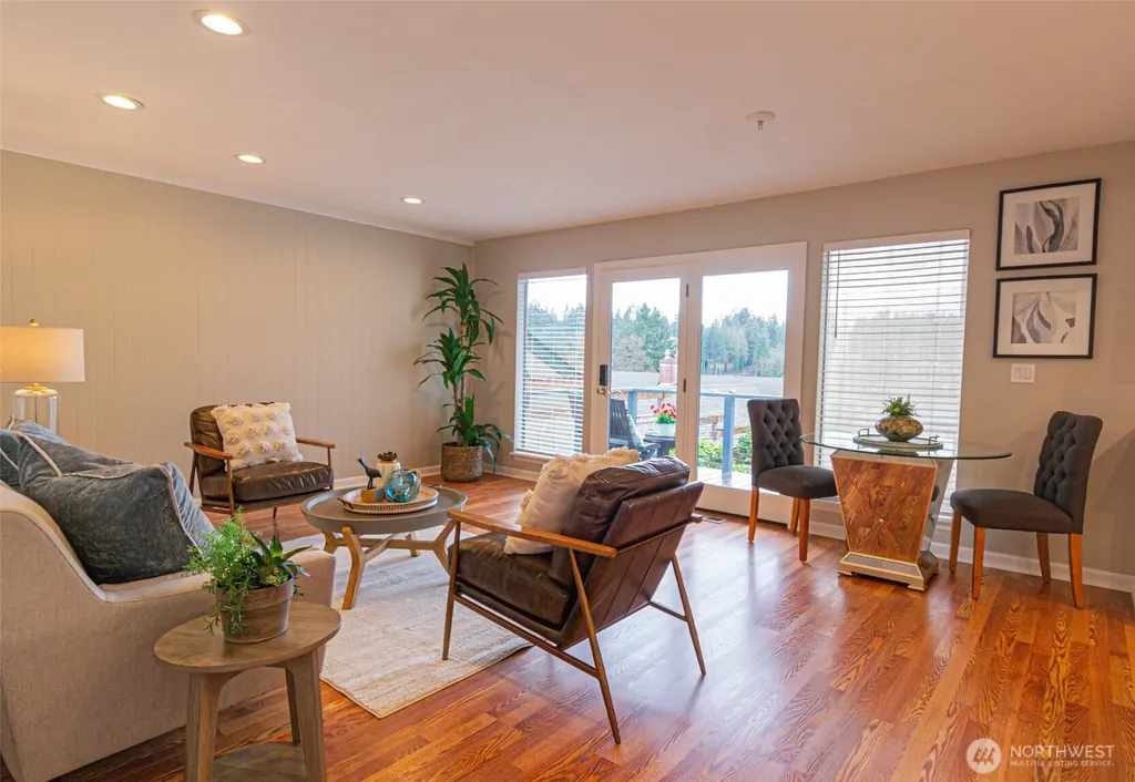 10826 Meadow Road SW Lakewood WA 98499