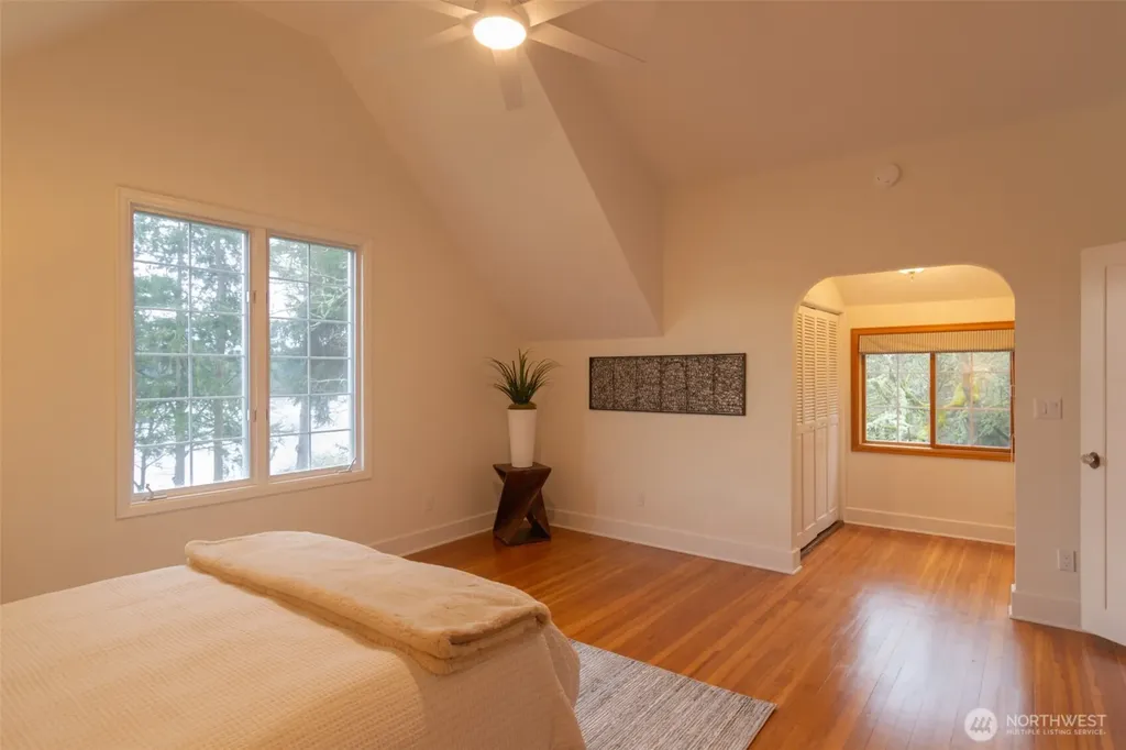 10826 Meadow Road SW Lakewood WA 98499