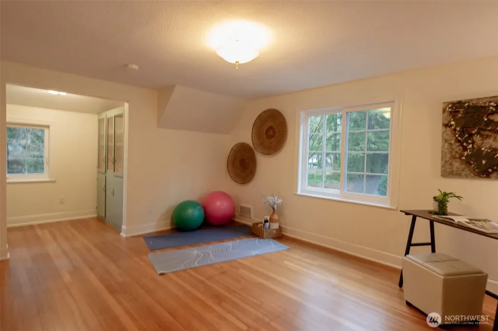 10826 Meadow Road SW Lakewood WA 98499