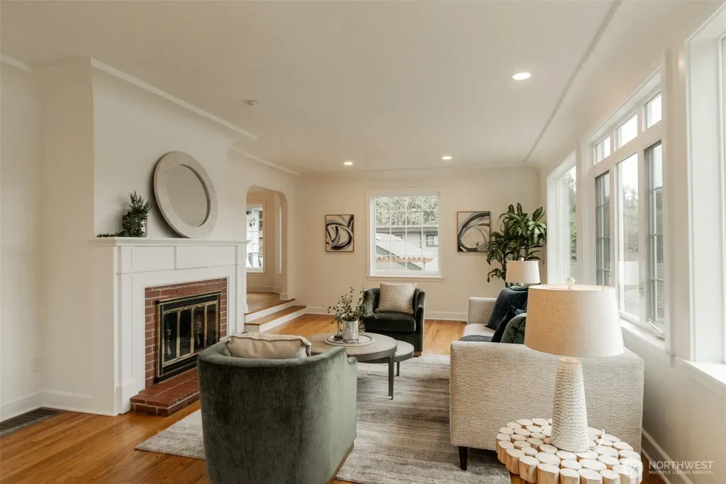 10826 Meadow Road SW Lakewood WA 98499
