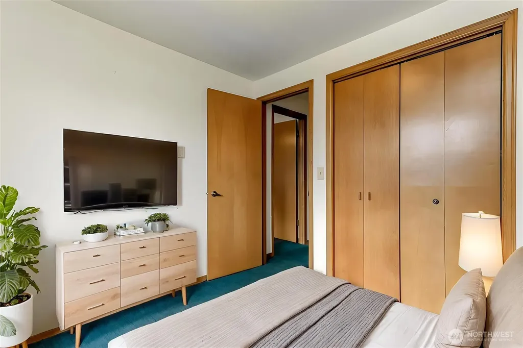 32612 3rd Place S Federal Way WA 98003
