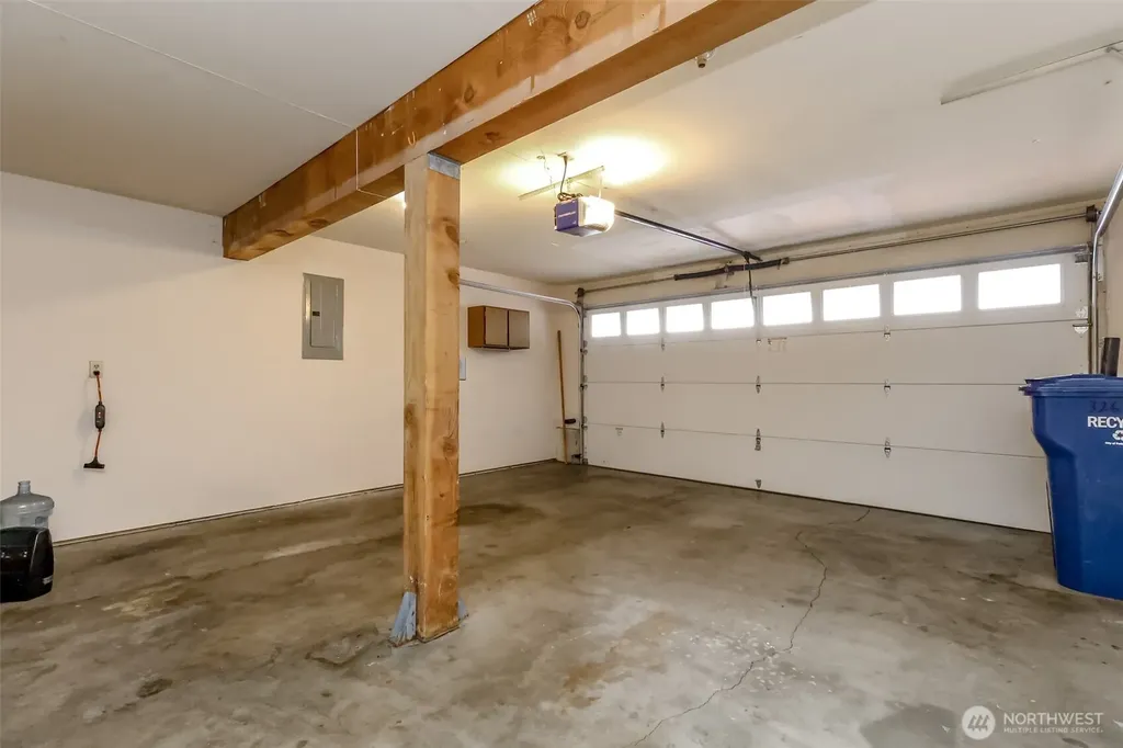 32612 3rd Place S Federal Way WA 98003