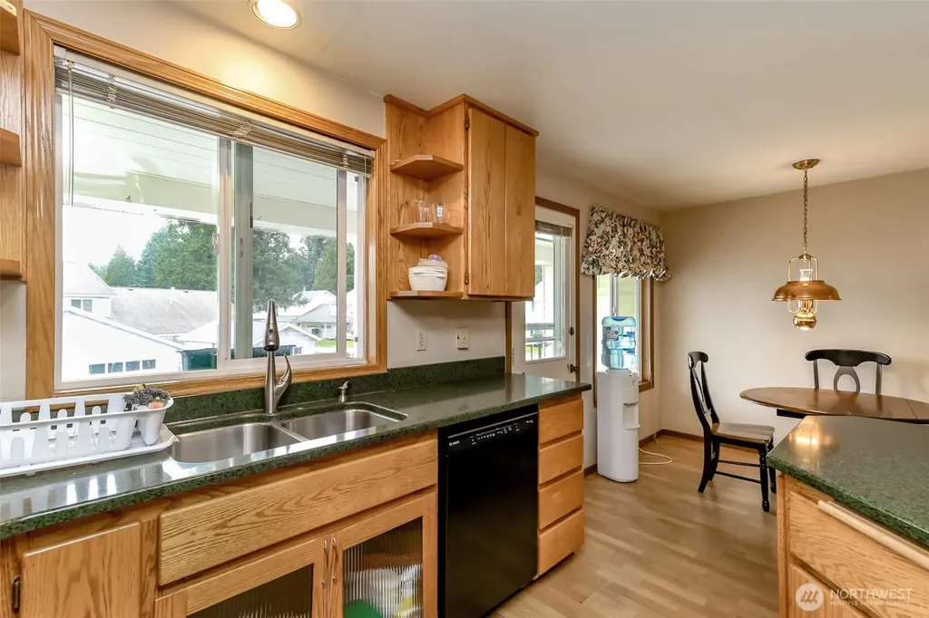 32612 3rd Place S Federal Way WA 98003