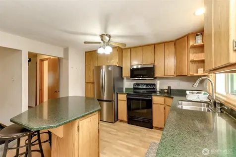 32612 3rd Place S Federal Way WA 98003