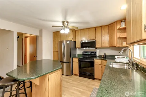 32612 3rd Place S Federal Way WA 98003