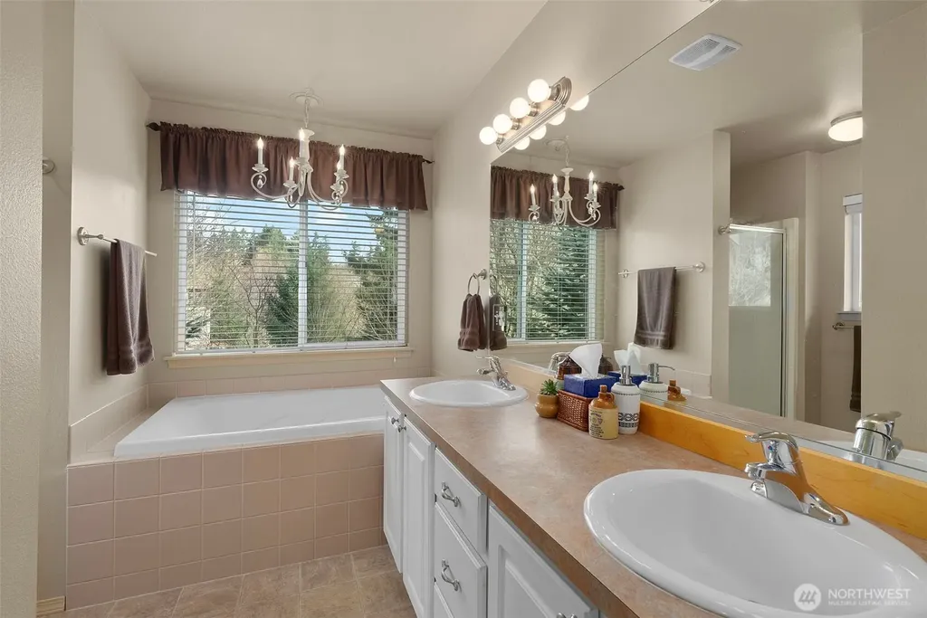 117 Briarwood Court Chehalis WA 98532