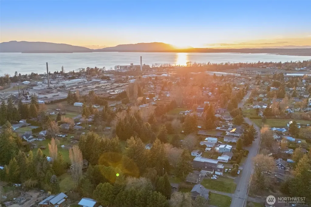 3009 Birchwood Avenue Bellingham WA 98225