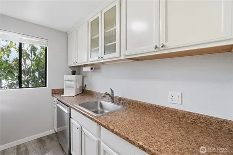 1812 SW 318th Place Federal Way WA 98023