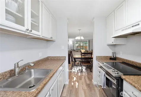 1812 SW 318th Place Federal Way WA 98023