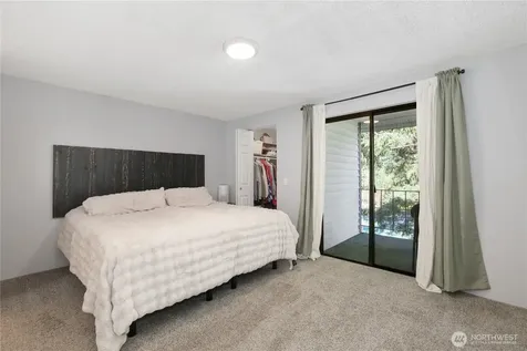 1812 SW 318th Place Federal Way WA 98023