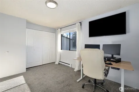 1812 SW 318th Place Federal Way WA 98023