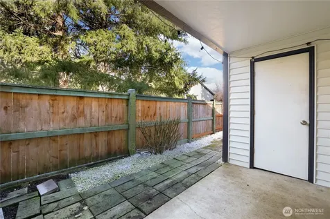 1812 SW 318th Place Federal Way WA 98023