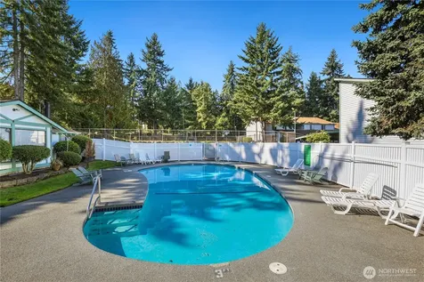 1812 SW 318th Place Federal Way WA 98023