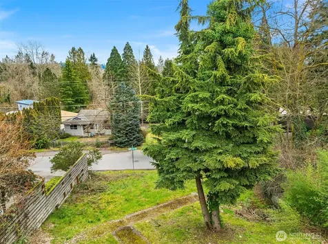9229 45th Avenue NE Seattle WA 98115