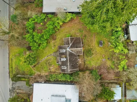 9229 45th Avenue NE Seattle WA 98115