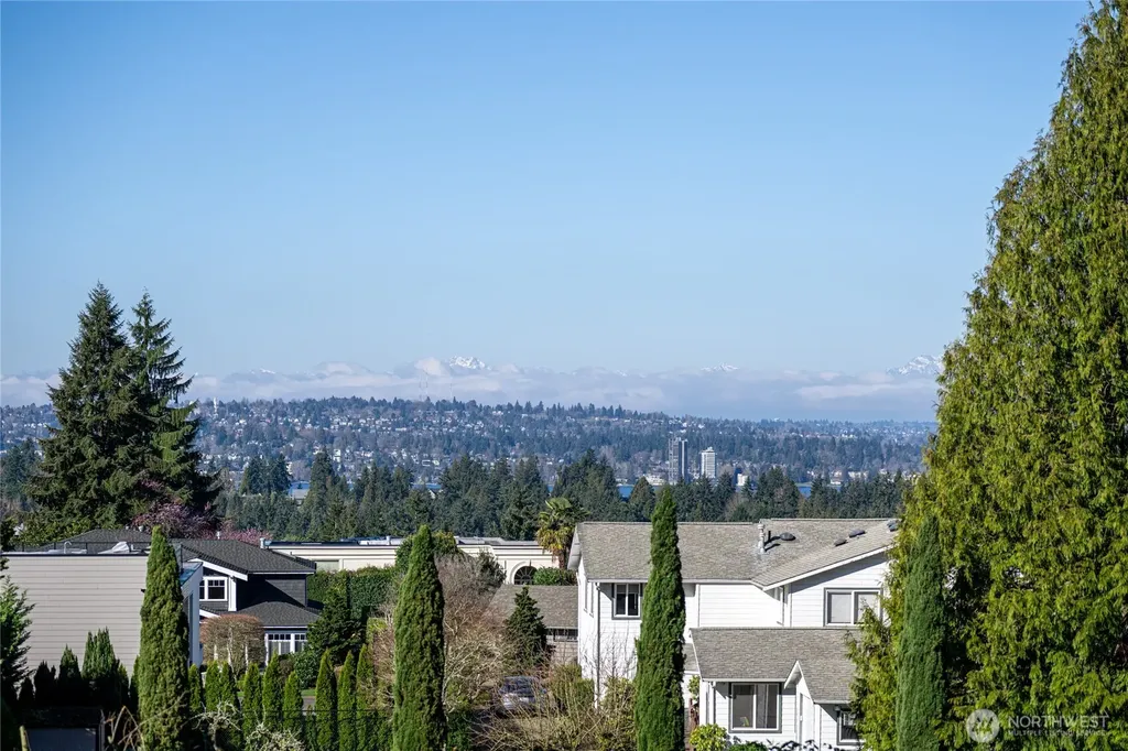 Clyde Hill WA 98004