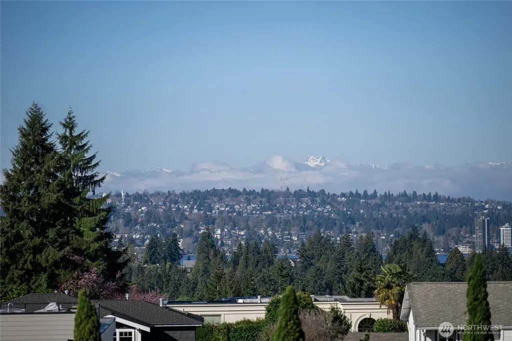 Clyde Hill WA 98004