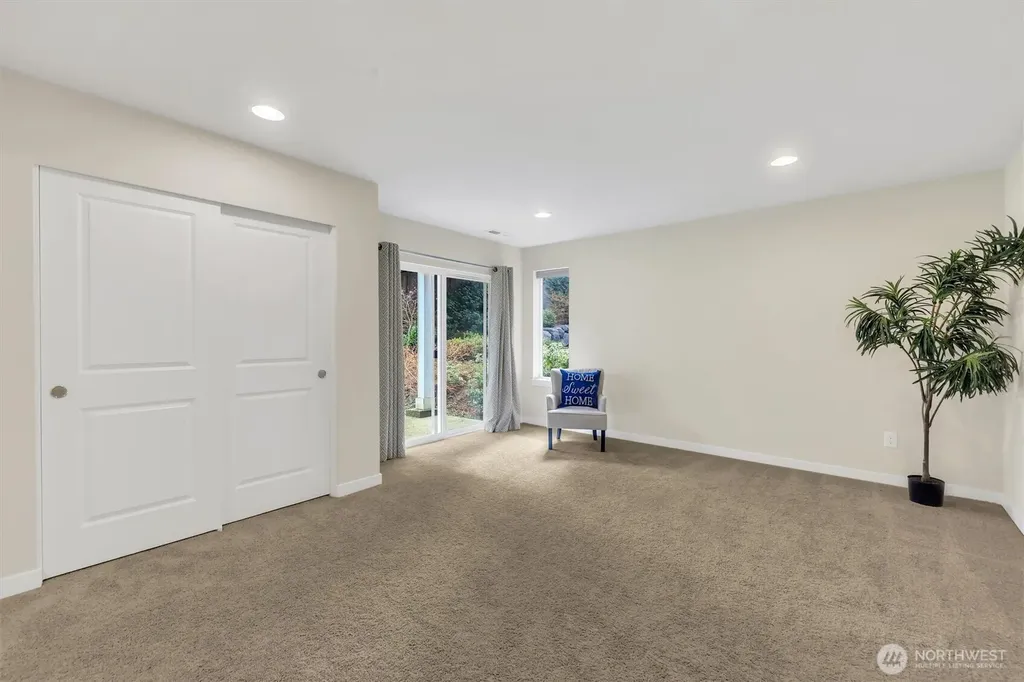 14610 36th Avenue NE Lake Forest Park WA 98155