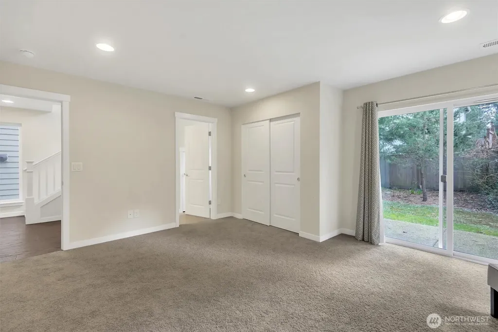 14610 36th Avenue NE Lake Forest Park WA 98155