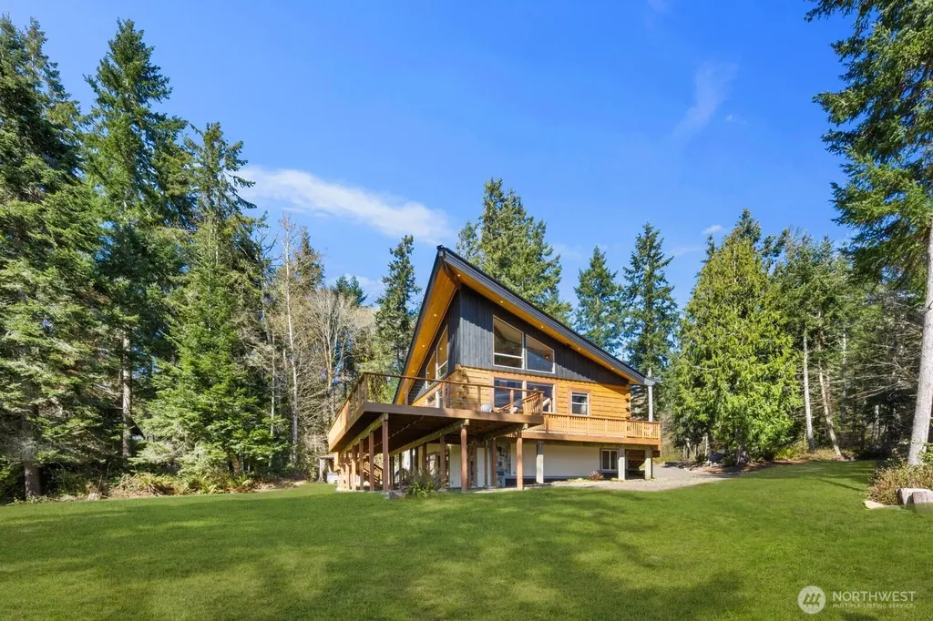 110 Groves Way Port Ludlow WA 98365