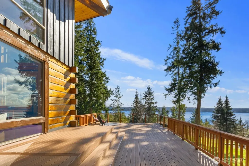 110 Groves Way Port Ludlow WA 98365