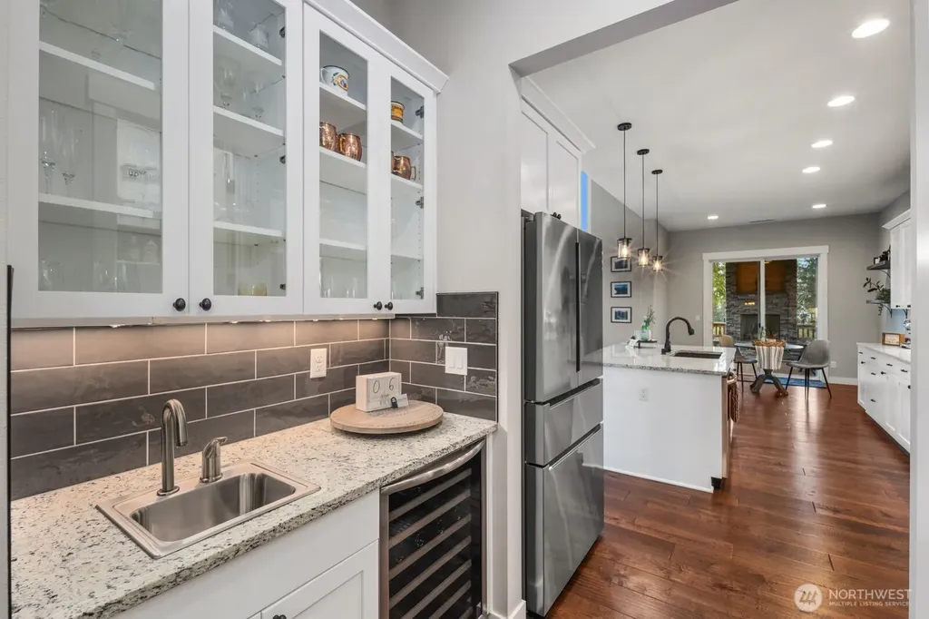 5492 Skyfall Place NW Bremerton WA 98312