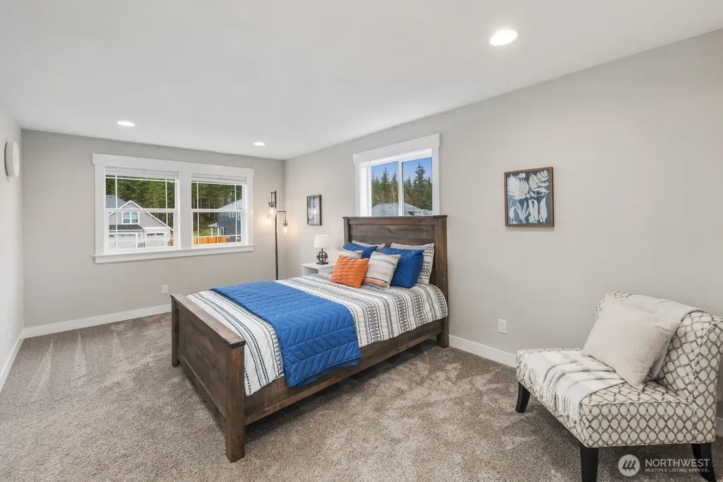 5492 Skyfall Place NW Bremerton WA 98312