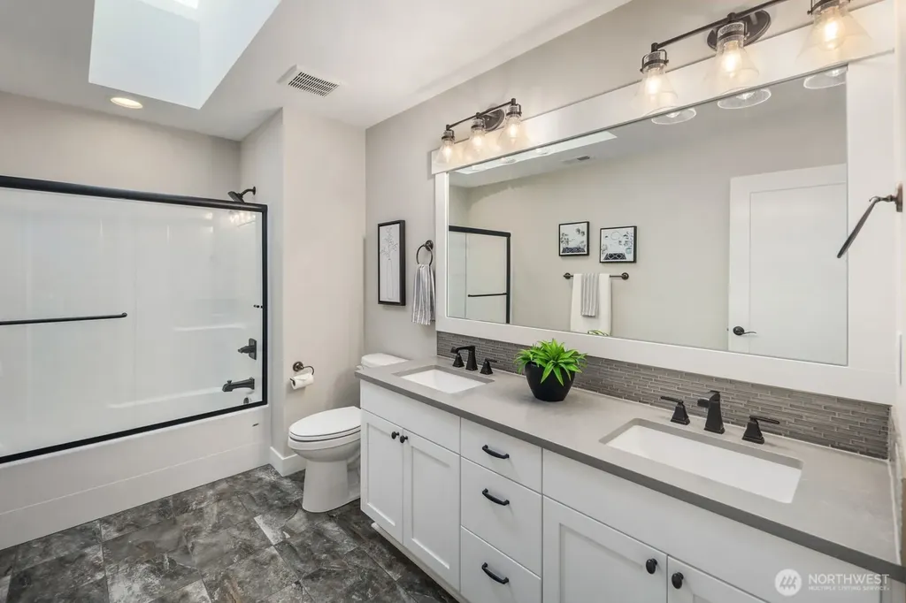 5492 Skyfall Place NW Bremerton WA 98312