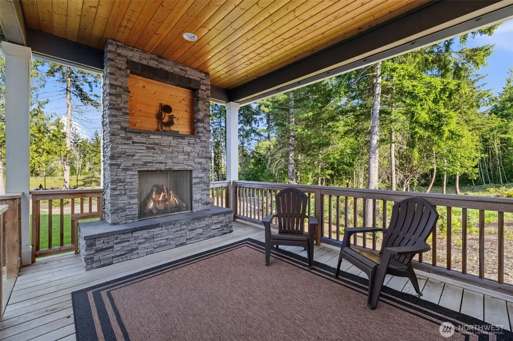 5492 Skyfall Place NW Bremerton WA 98312