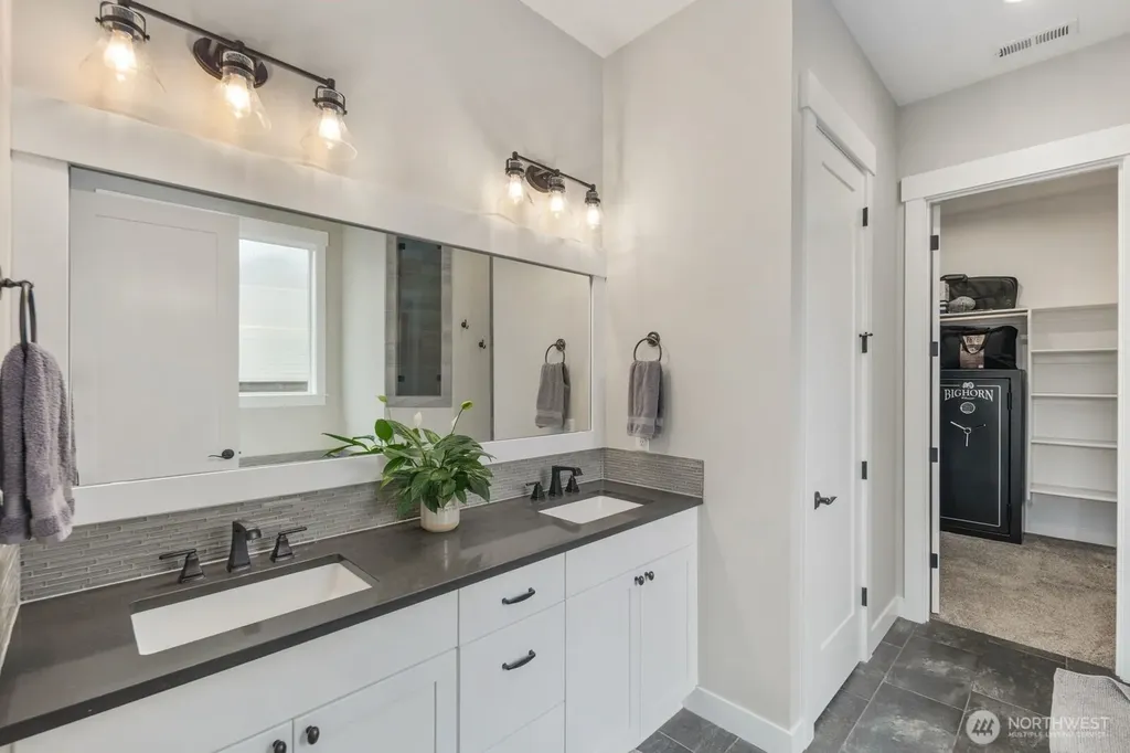 5492 Skyfall Place NW Bremerton WA 98312
