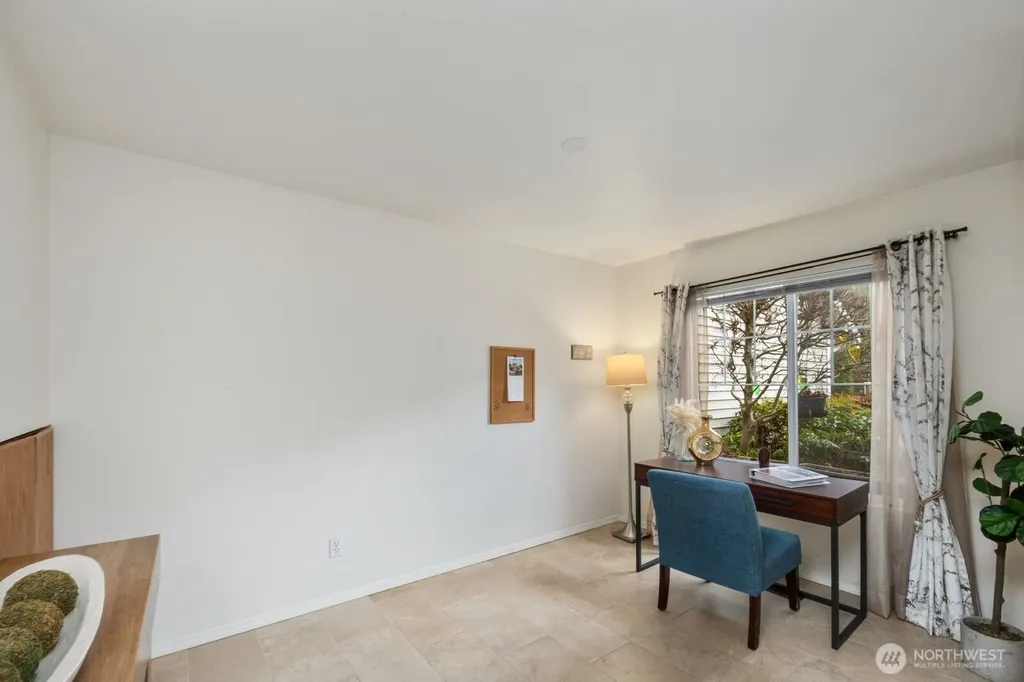 22614 43rd Avenue S Kent WA 98032