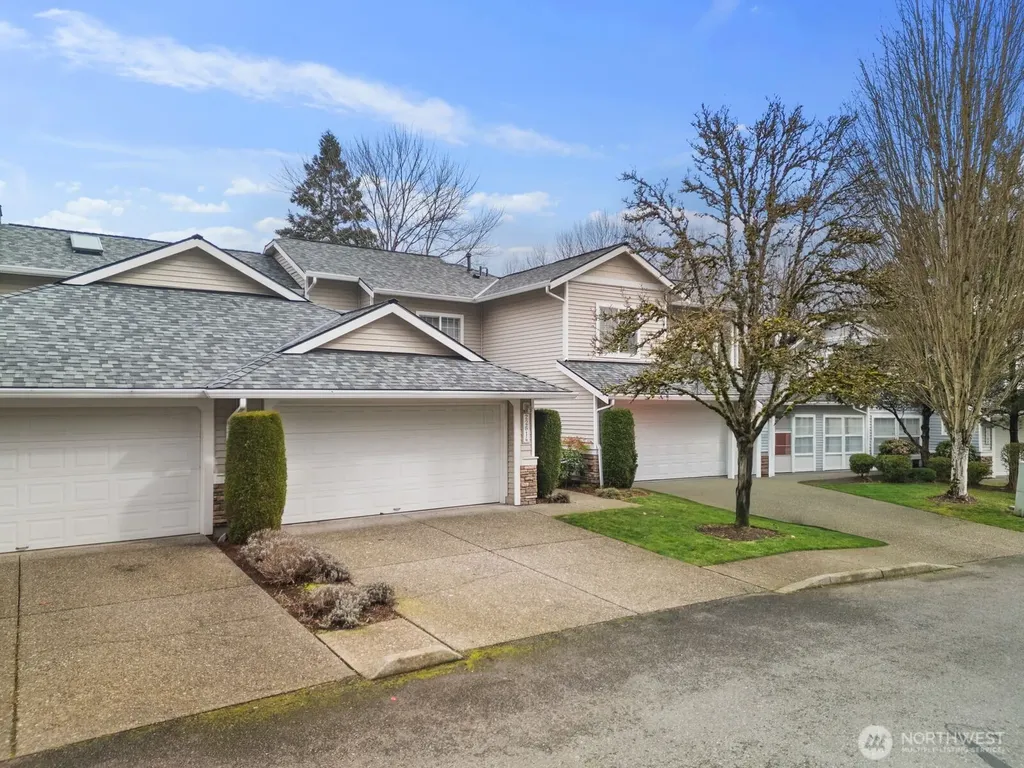22614 43rd Avenue S Kent WA 98032