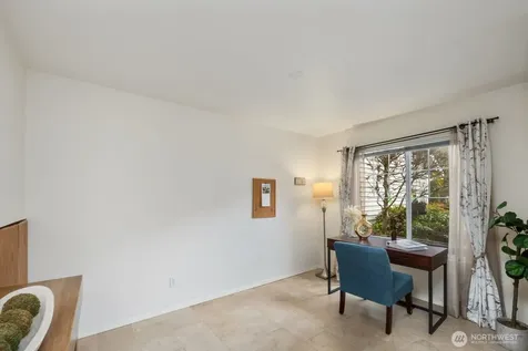 22614 43rd Avenue S Kent WA 98032