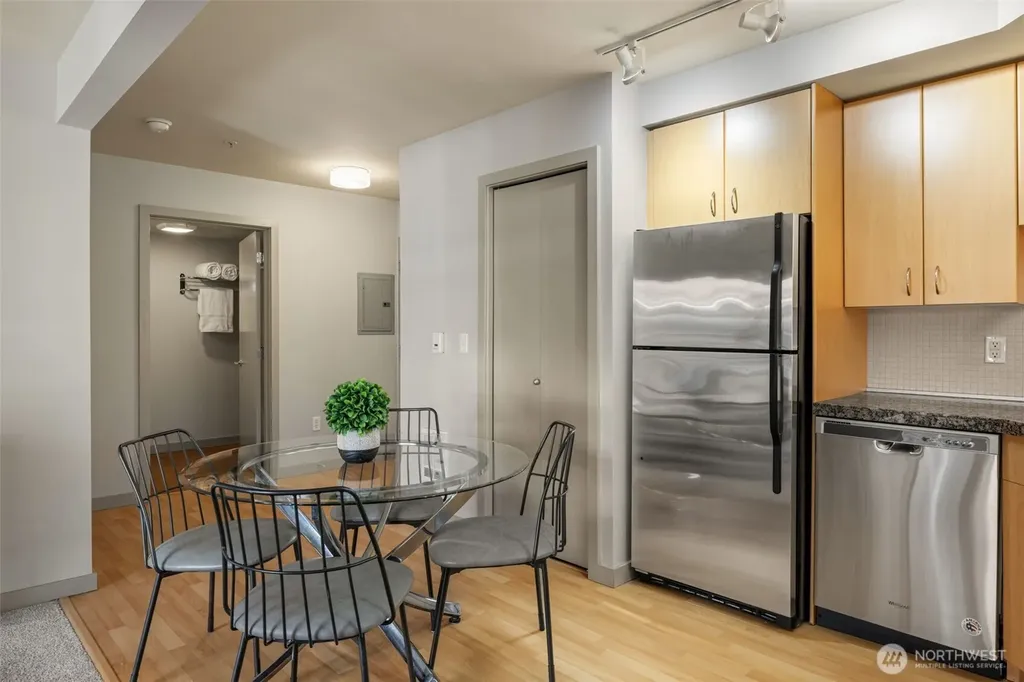 103 Bellevue Avenue E Seattle WA 98102