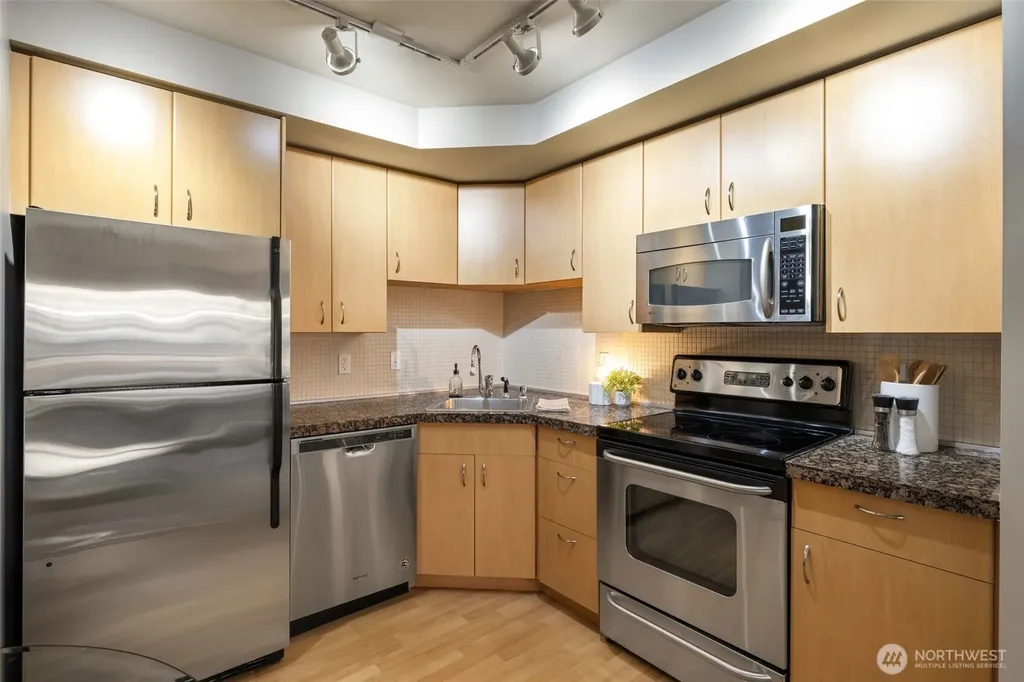 103 Bellevue Avenue E Seattle WA 98102