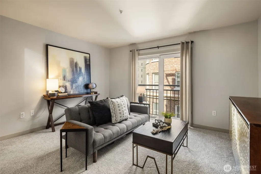 103 Bellevue Avenue E Seattle WA 98102