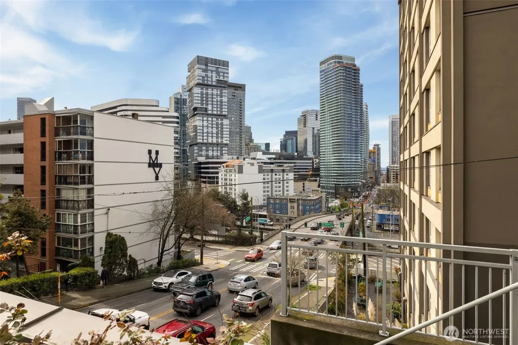 103 Bellevue Avenue E Seattle WA 98102