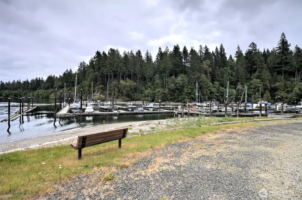 731 E Promontory Road Shelton WA 98584