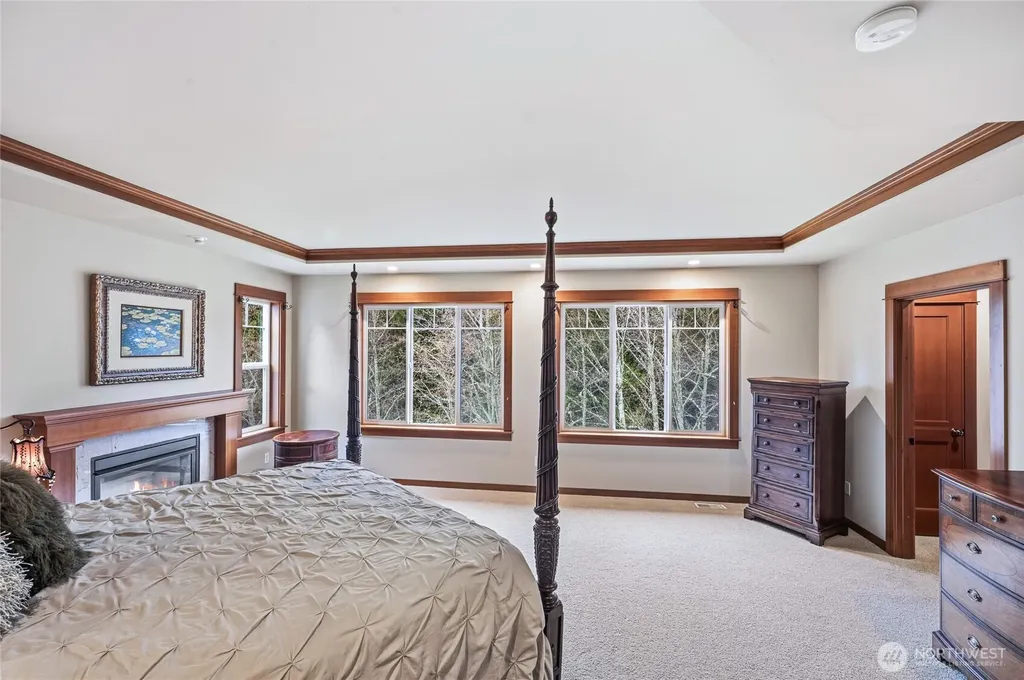 24502 NE 27th Place Sammamish WA 98074