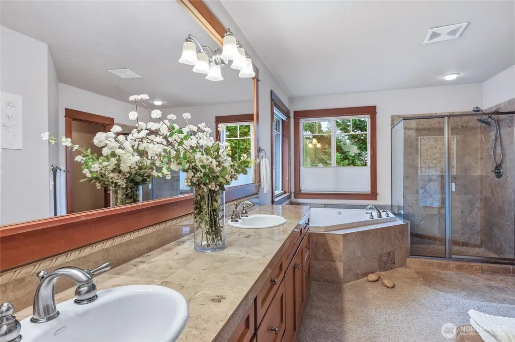 24502 NE 27th Place Sammamish WA 98074
