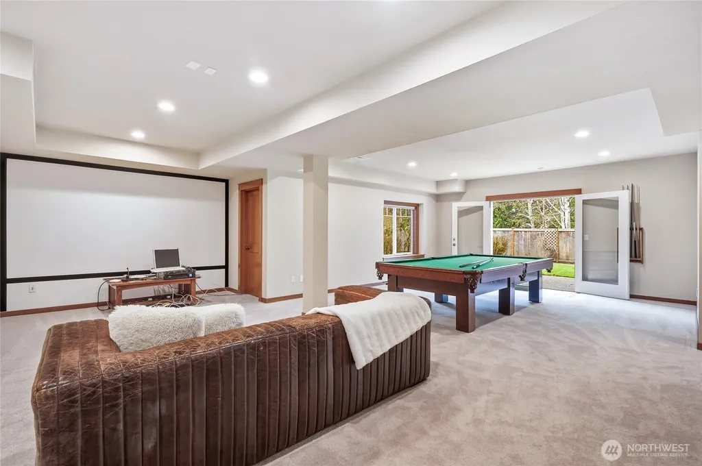 24502 NE 27th Place Sammamish WA 98074