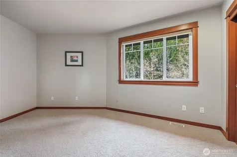 24502 NE 27th Place Sammamish WA 98074