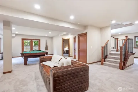 24502 NE 27th Place Sammamish WA 98074