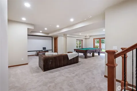 24502 NE 27th Place Sammamish WA 98074