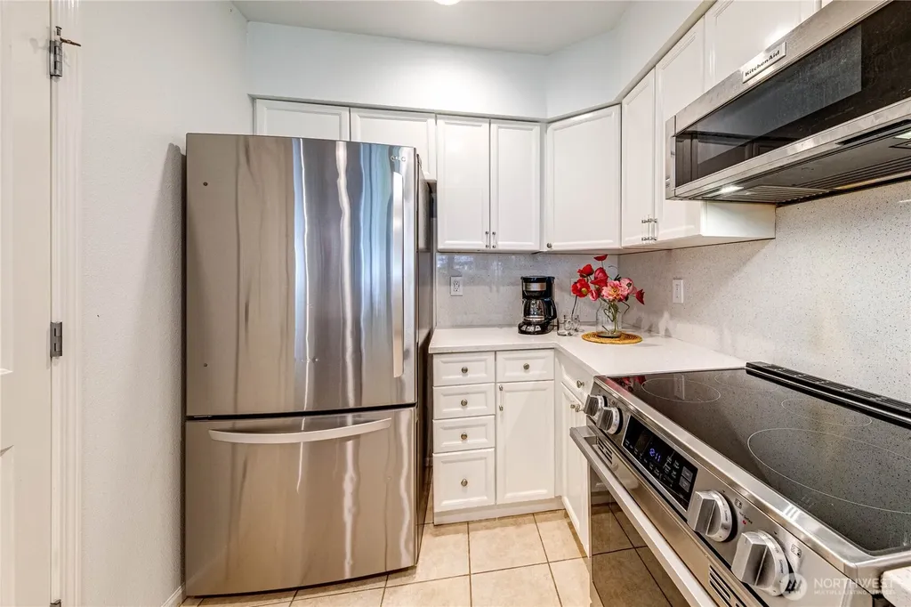 2220 132nd Avenue SE Bellevue WA 98005