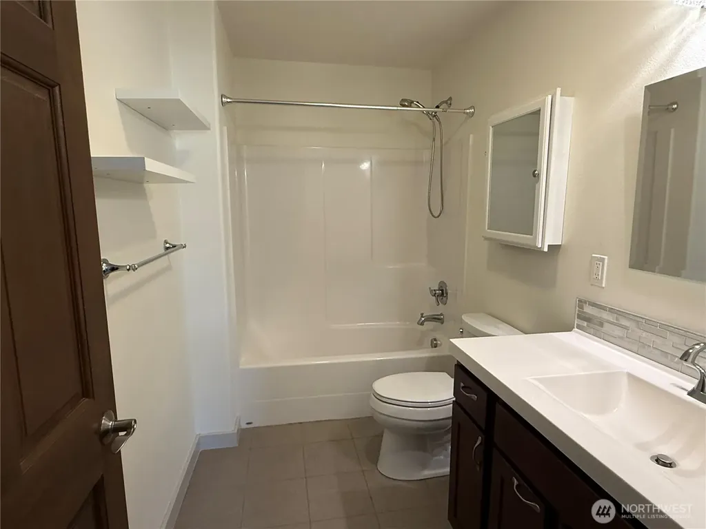 1401 N Ocean Beach Boulevard Long Beach WA 98631